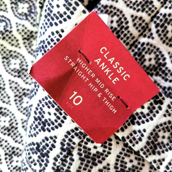 Merona | NWT Classic Ankle Mid Rise Dress Pants w/Black Diamond Pattern - Picture 6 of 6